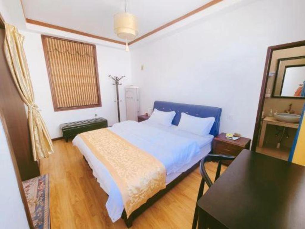 Dali Four Seasons Hostel Exterior photo