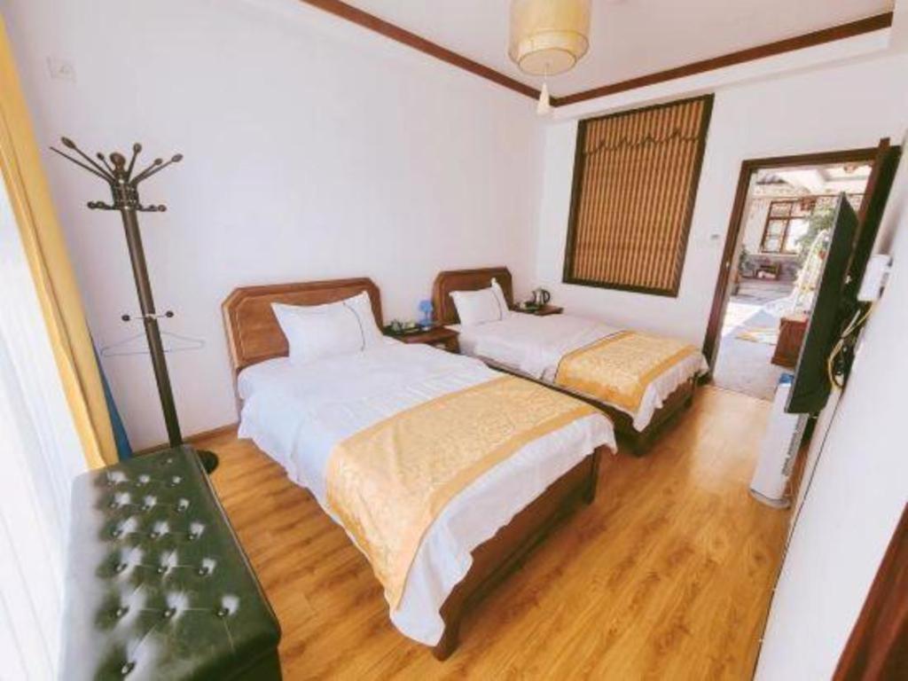 Dali Four Seasons Hostel Exterior photo