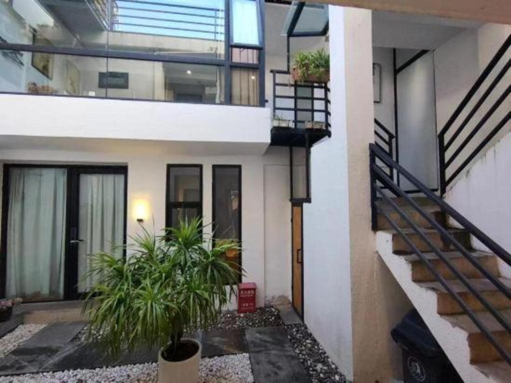 Dali Four Seasons Hostel Exterior photo
